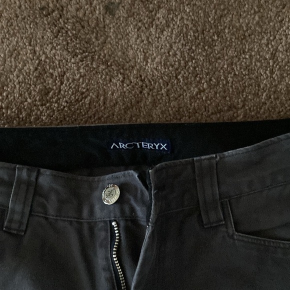 Arcteryx woman’s pants - Picture 6 of 6